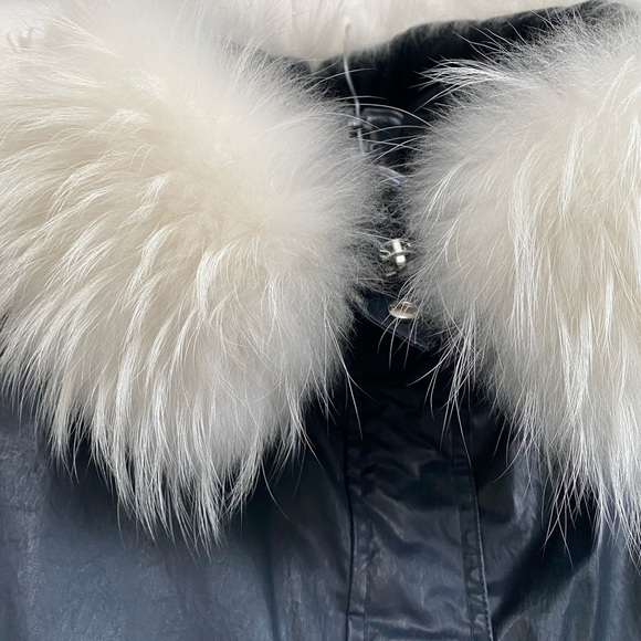 Free Ship. SAM hudson coat in NAVY white fur trim. - Picture 13 of 13